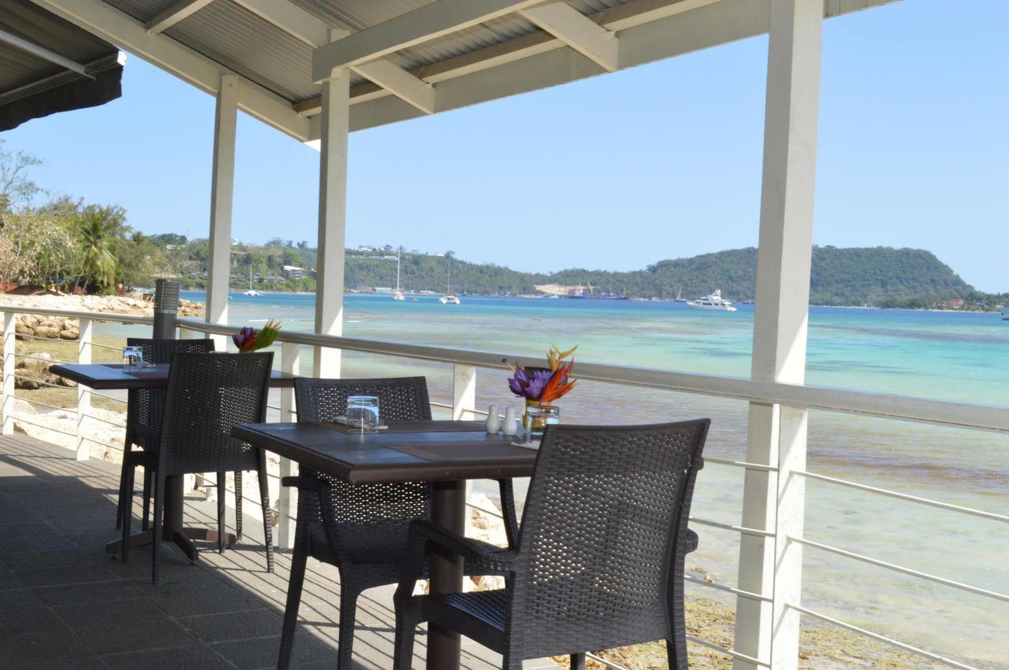 Chantillys On The Bay Port Vila Bagian luar foto