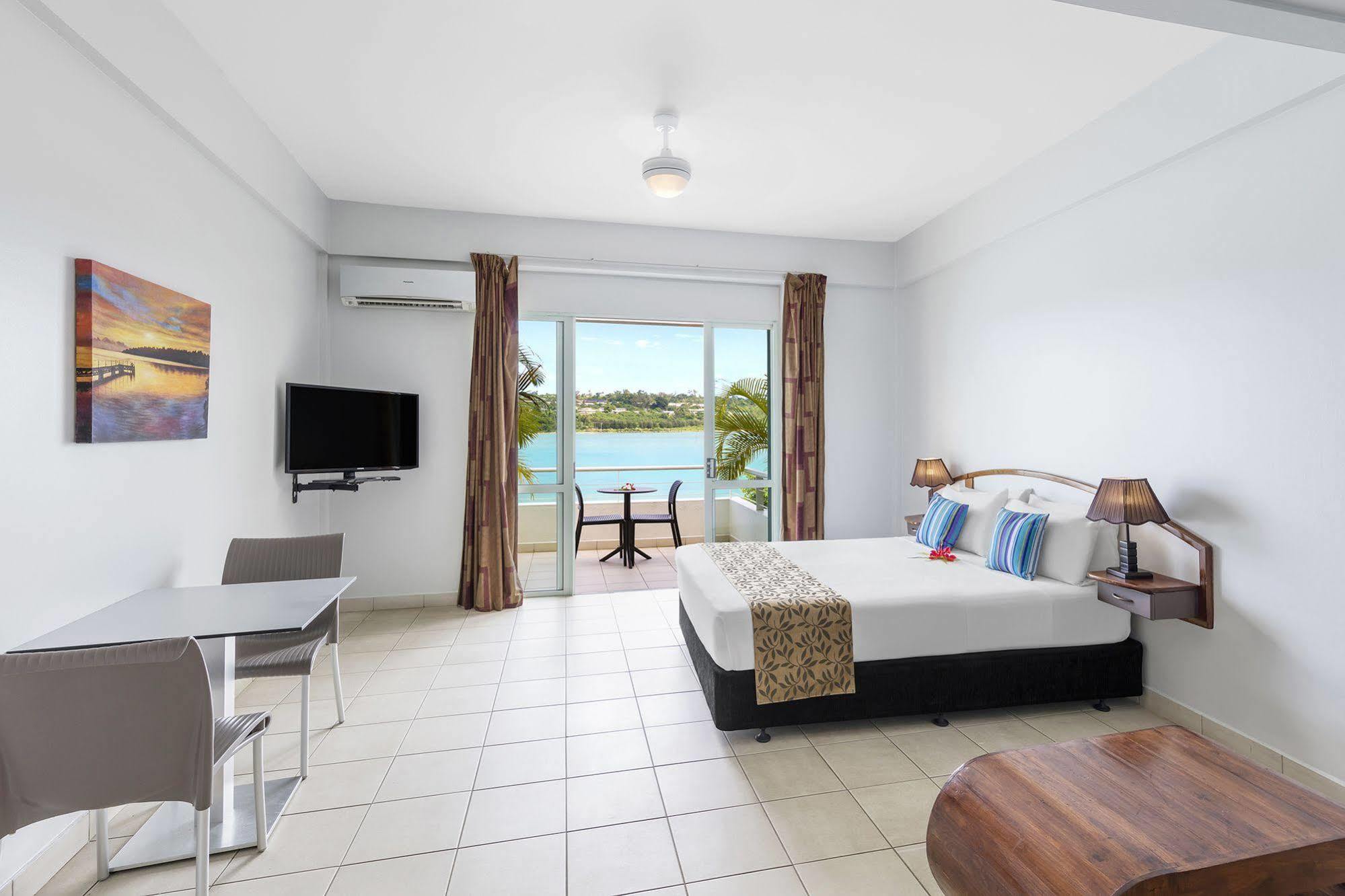 Chantillys On The Bay Port Vila Bagian luar foto