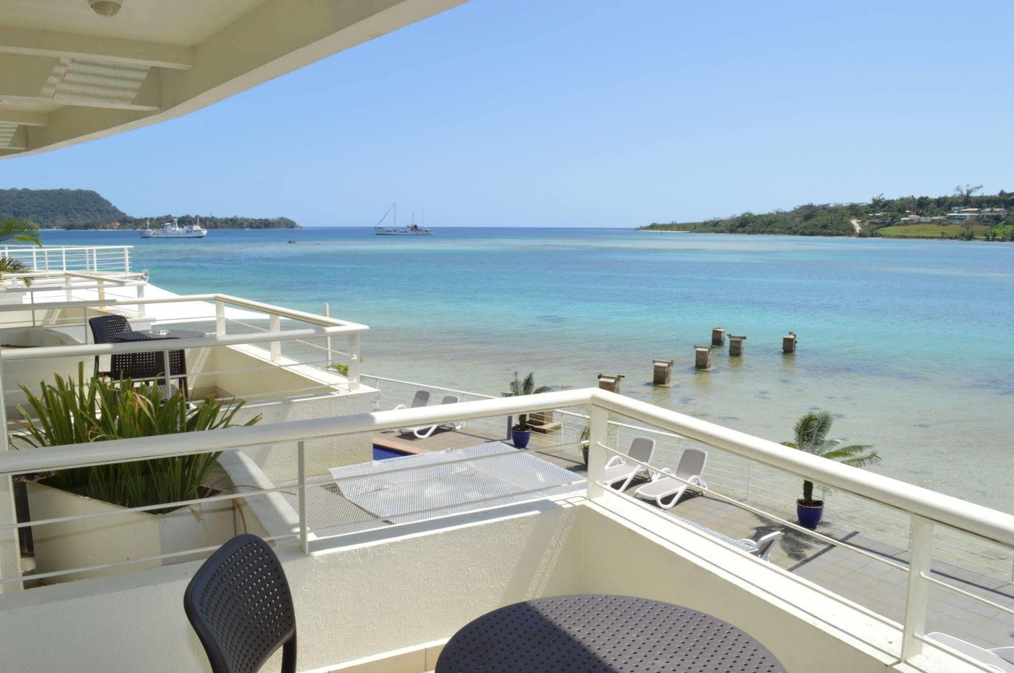 Chantillys On The Bay Port Vila Bagian luar foto